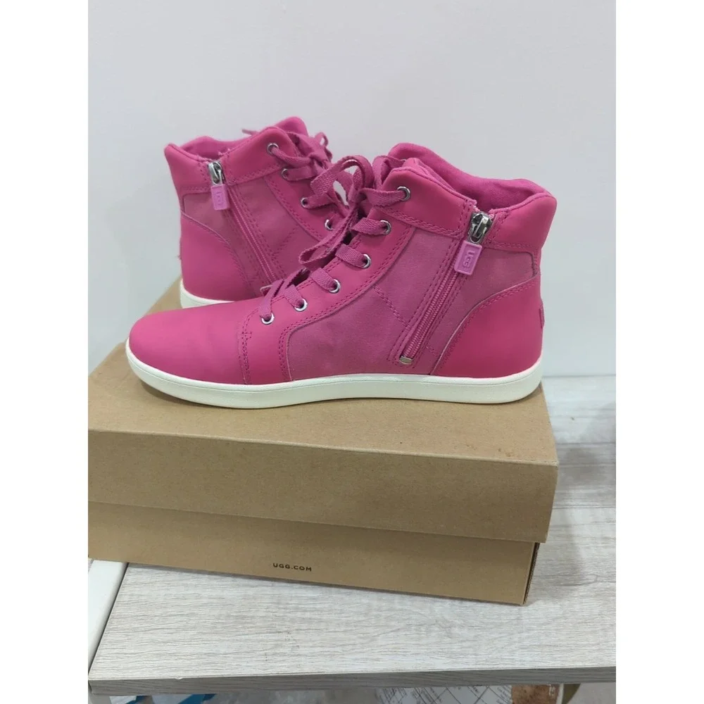 UGG Australia Girls Schyler Petal Pink Leather High Top Sneakers Size 5 1019804K